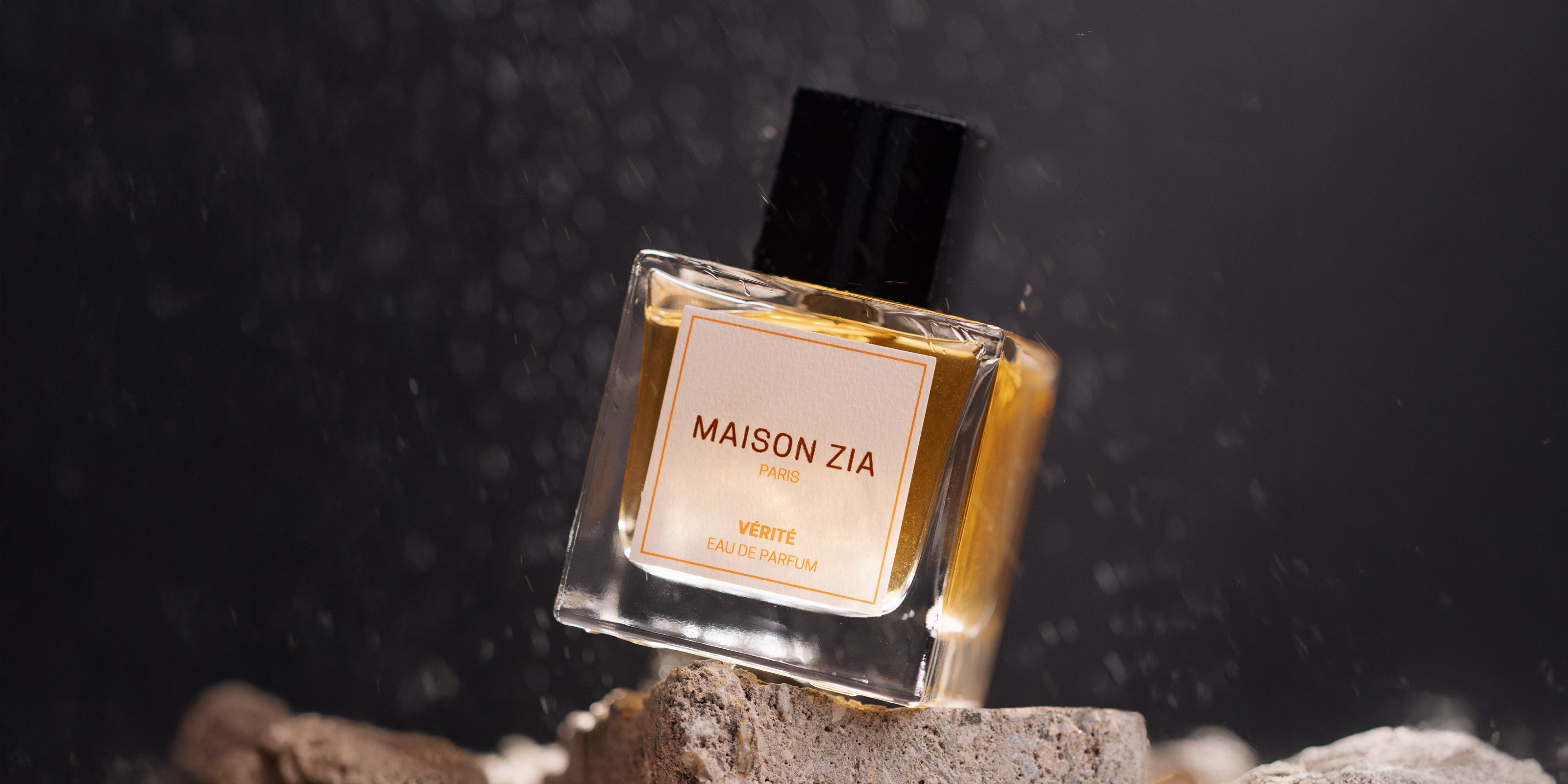 How to Make Your Perfume Last All Day – Expert Tips & Tricks